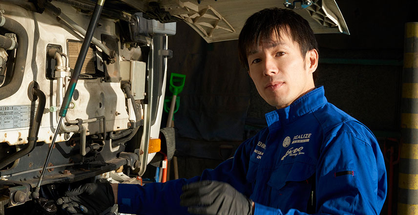 石狩営業所車輌管理 課長 佐々木 祐樹